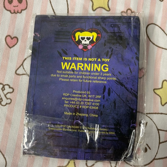 Lollipop Chainsaw Promo Items Inflatable Chainsaw and Metal Nick Head Keychain - Picture 16 of 16
